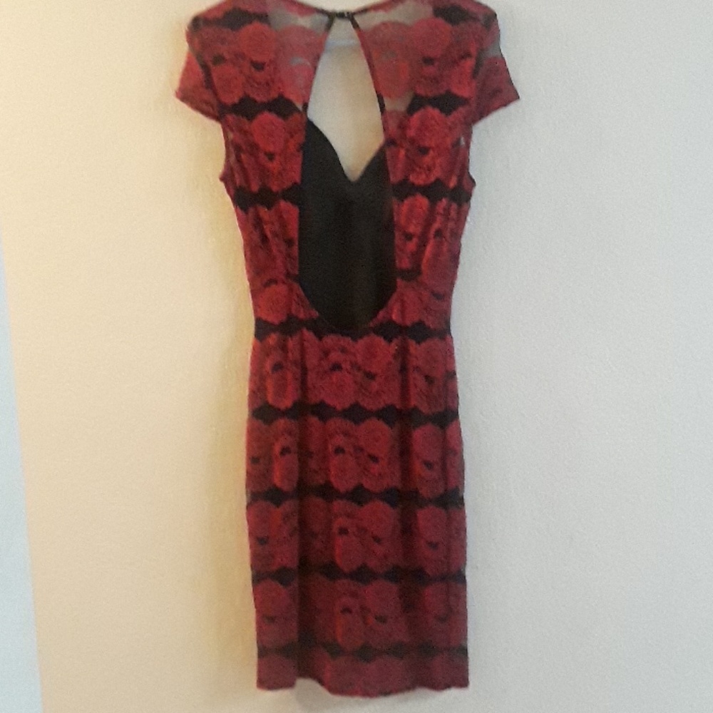 Lovely Day dress - Picture 3 of 3